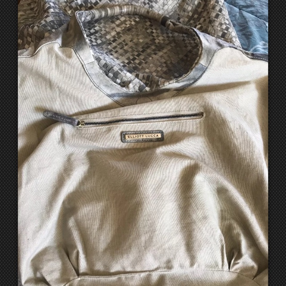 Elliott Lucca Gray Woven Hobo Bag - Picture 5 of 8